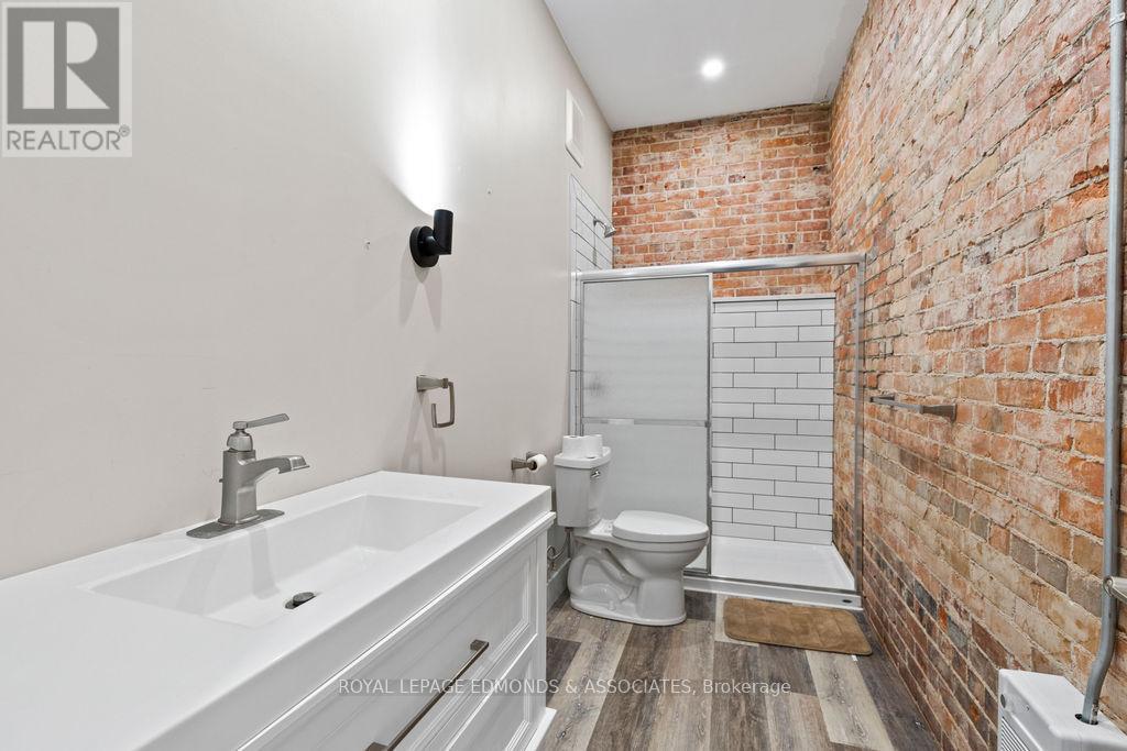 












201 PEMBROKE STREET W

,
Pembroke,




Ontario
K8A5N1

