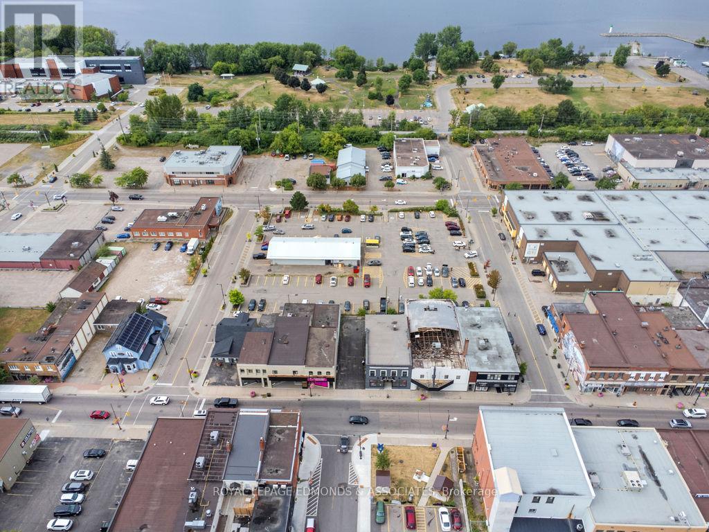 












201 PEMBROKE STREET W

,
Pembroke,




Ontario
K8A5N1

