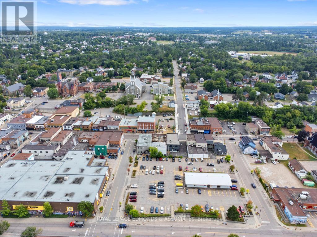 












201 PEMBROKE STREET W

,
Pembroke,




Ontario
K8A5N1

