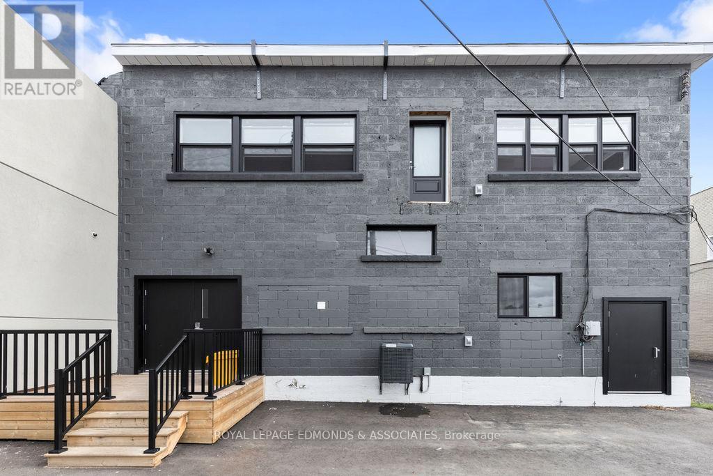 












201 PEMBROKE STREET W

,
Pembroke,




Ontario
K8A5N1

