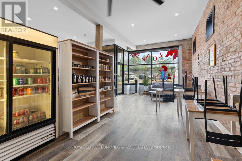 












201 PEMBROKE STREET W

,
Pembroke,




Ontario
K8A5N1

