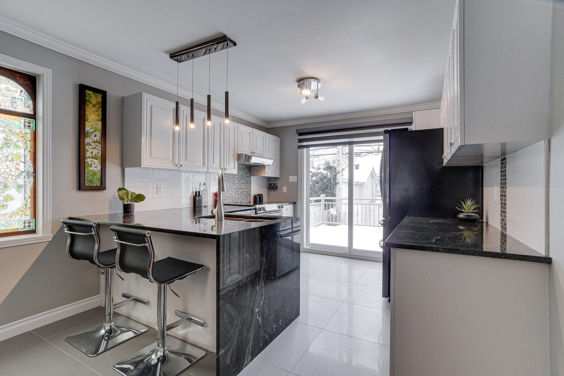 









929


Rue Claudel

,
Repentigny (Repentigny),




QC
J5Y3T5

