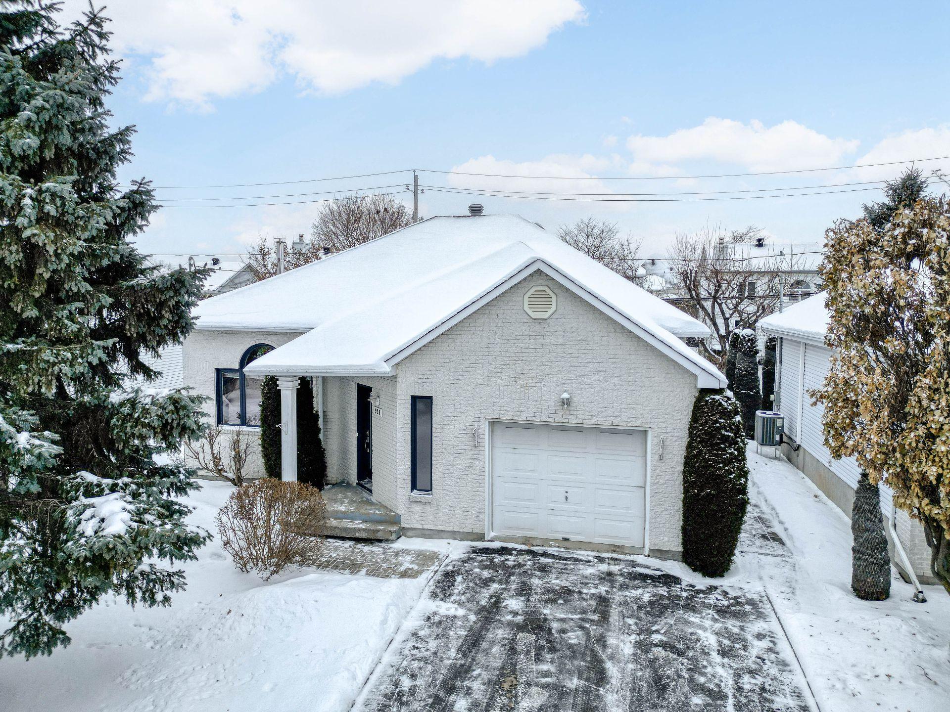 









929


Rue Claudel

,
Repentigny (Repentigny),




QC
J5Y3T5

