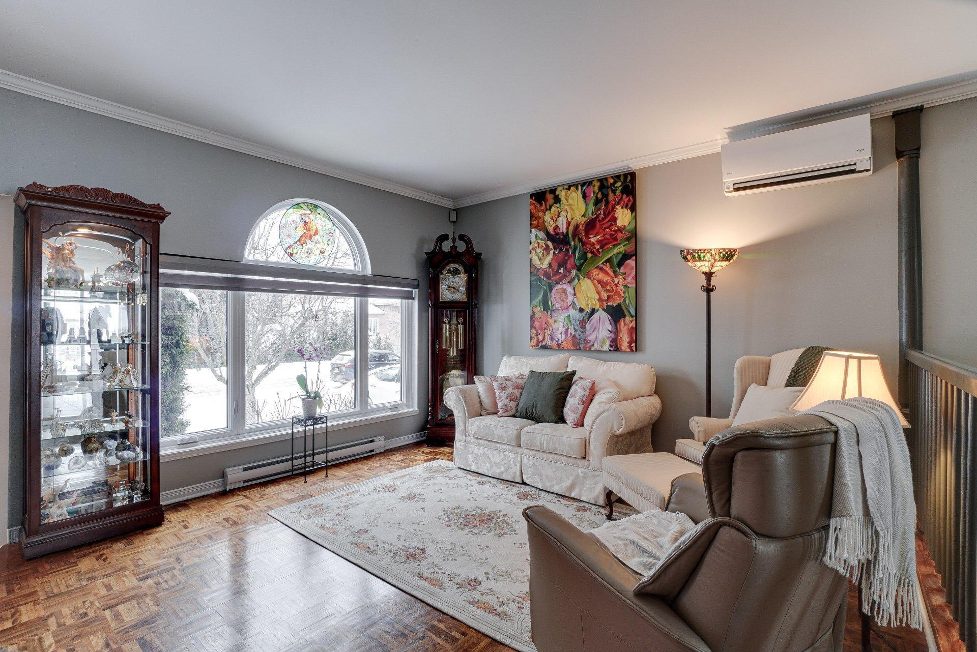 









929


Rue Claudel

,
Repentigny (Repentigny),




QC
J5Y3T5

