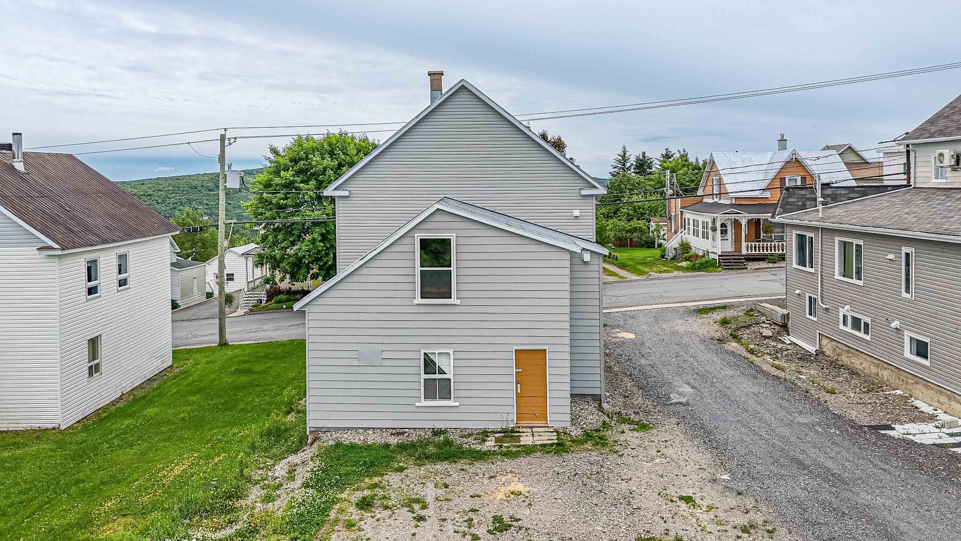 









143

 - 145


Rue Principale

,
Saint-Magloire,




QC
G0R3M0

