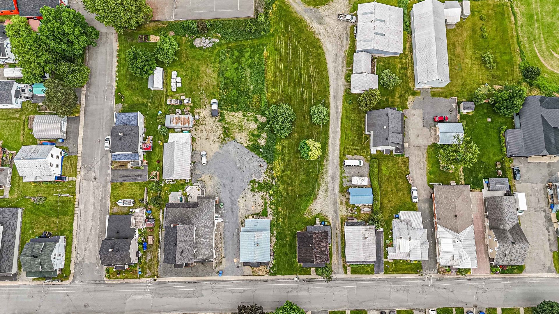 









143

 - 145


Rue Principale

,
Saint-Magloire,




QC
G0R3M0

