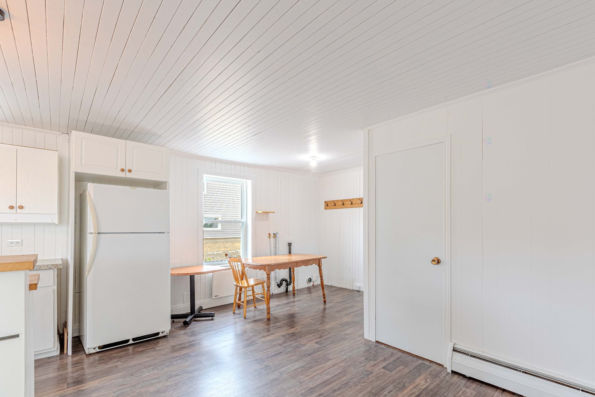 









143Z

 - 145Z


Rue Principale

,
Saint-Magloire,




QC
G0R3M0

