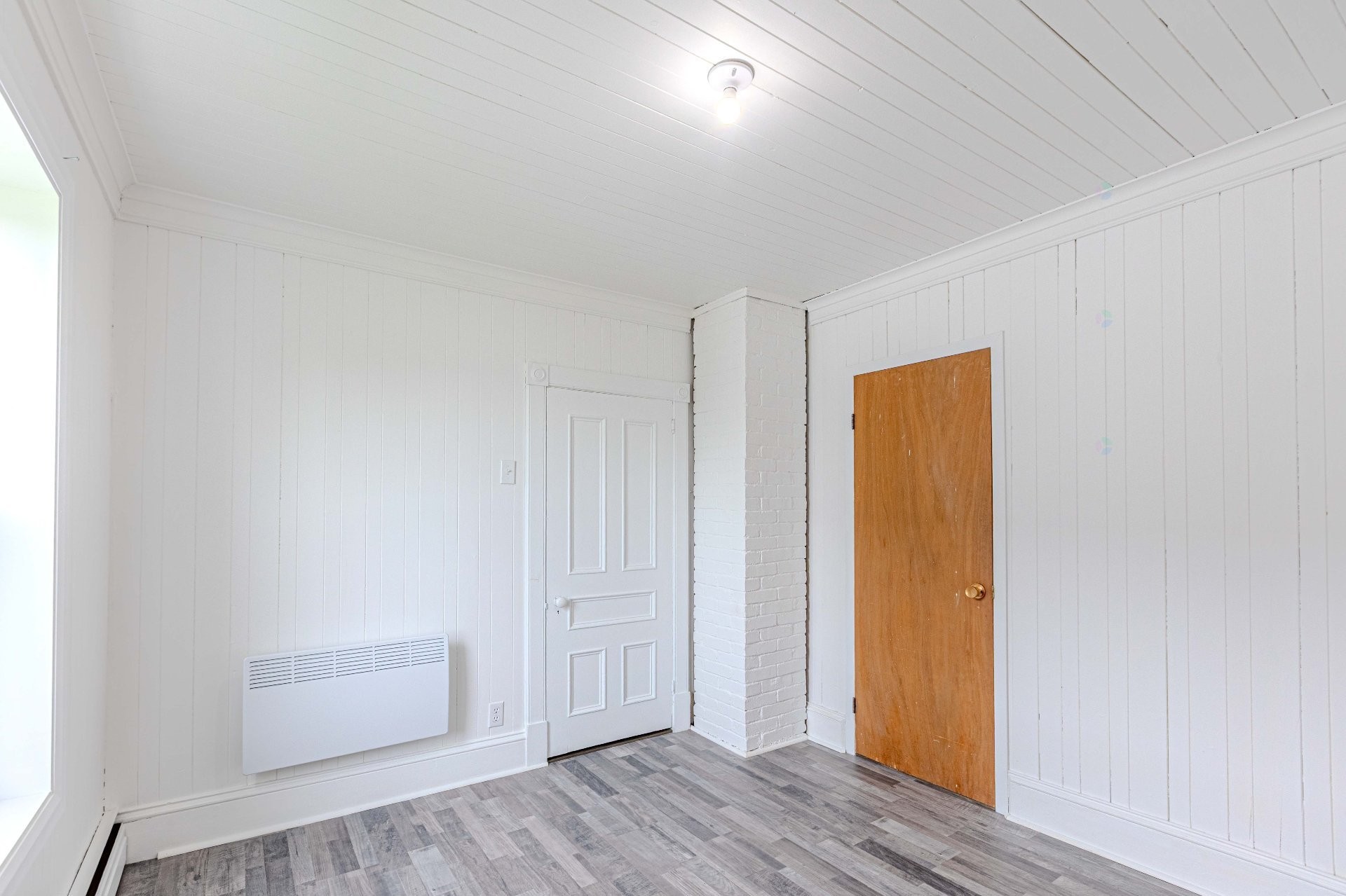 









143Z

 - 145Z


Rue Principale

,
Saint-Magloire,




QC
G0R3M0

