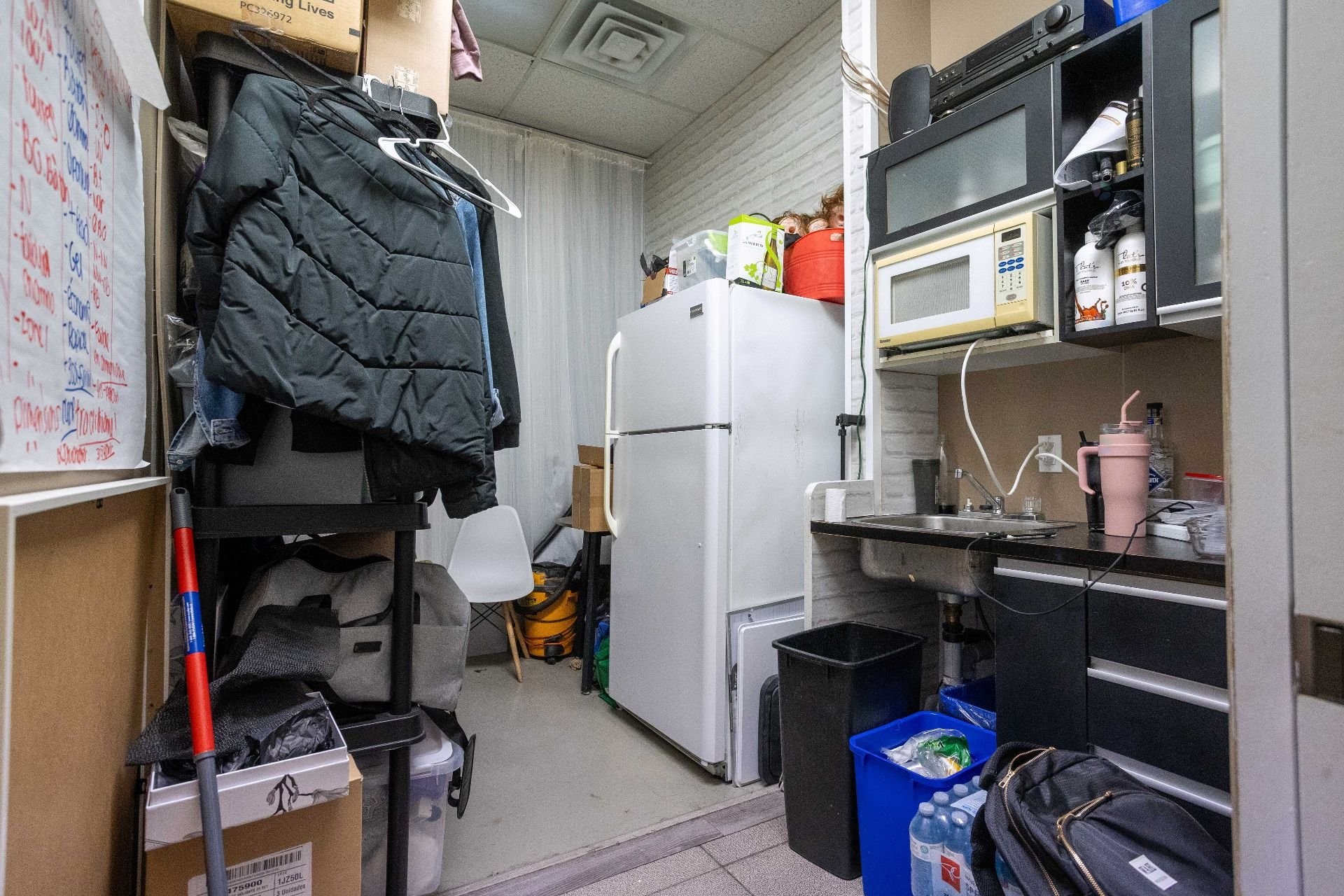 









5307


Boul. des Forges

,
Trois-Rivières,




QC
G8Y5L5

