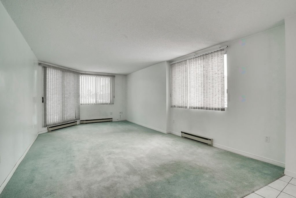 









50


Rue Dussault

, 108,
Gatineau (Hull),




QC
J8X4G2

