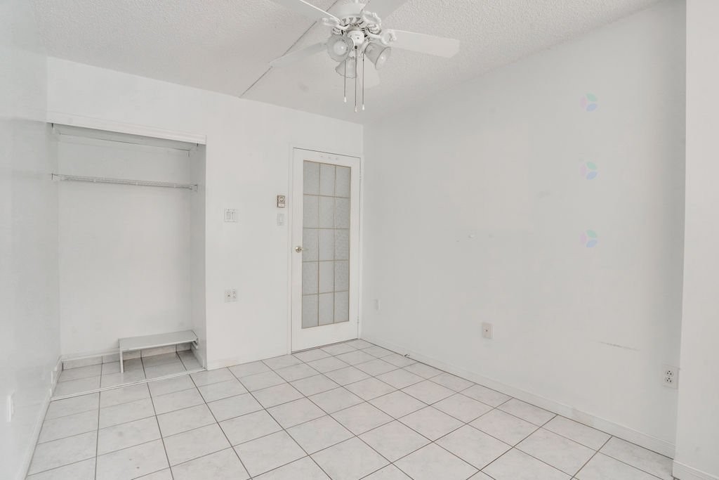 









50


Rue Dussault

, 108,
Gatineau (Hull),




QC
J8X4G2

