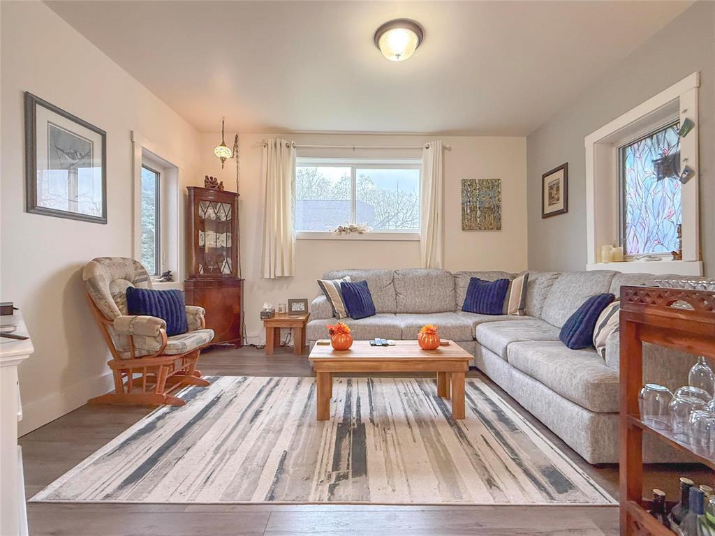 












68 Morris Street

,
Gladstone,




Manitoba
R0J0T0

