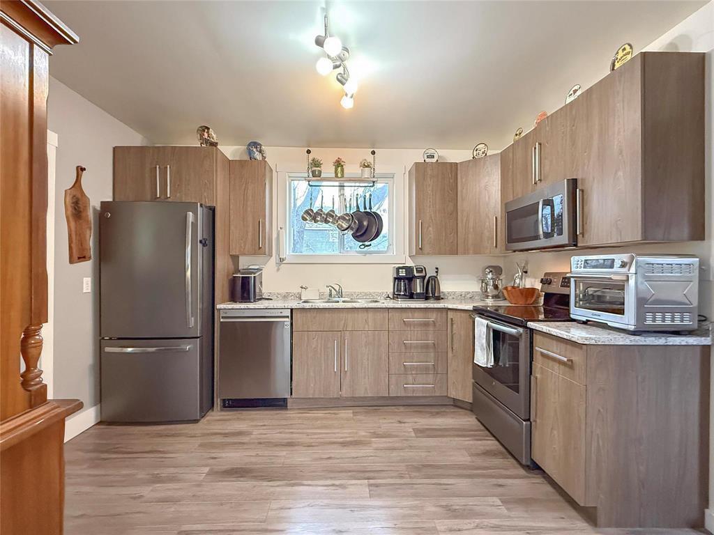 












68 Morris Street

,
Gladstone,




Manitoba
R0J0T0

