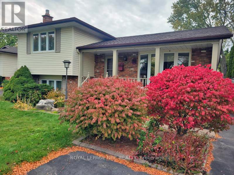 












78 PAGE DRIVE

,
Welland (N. Welland),




Ontario
L3C6E4

