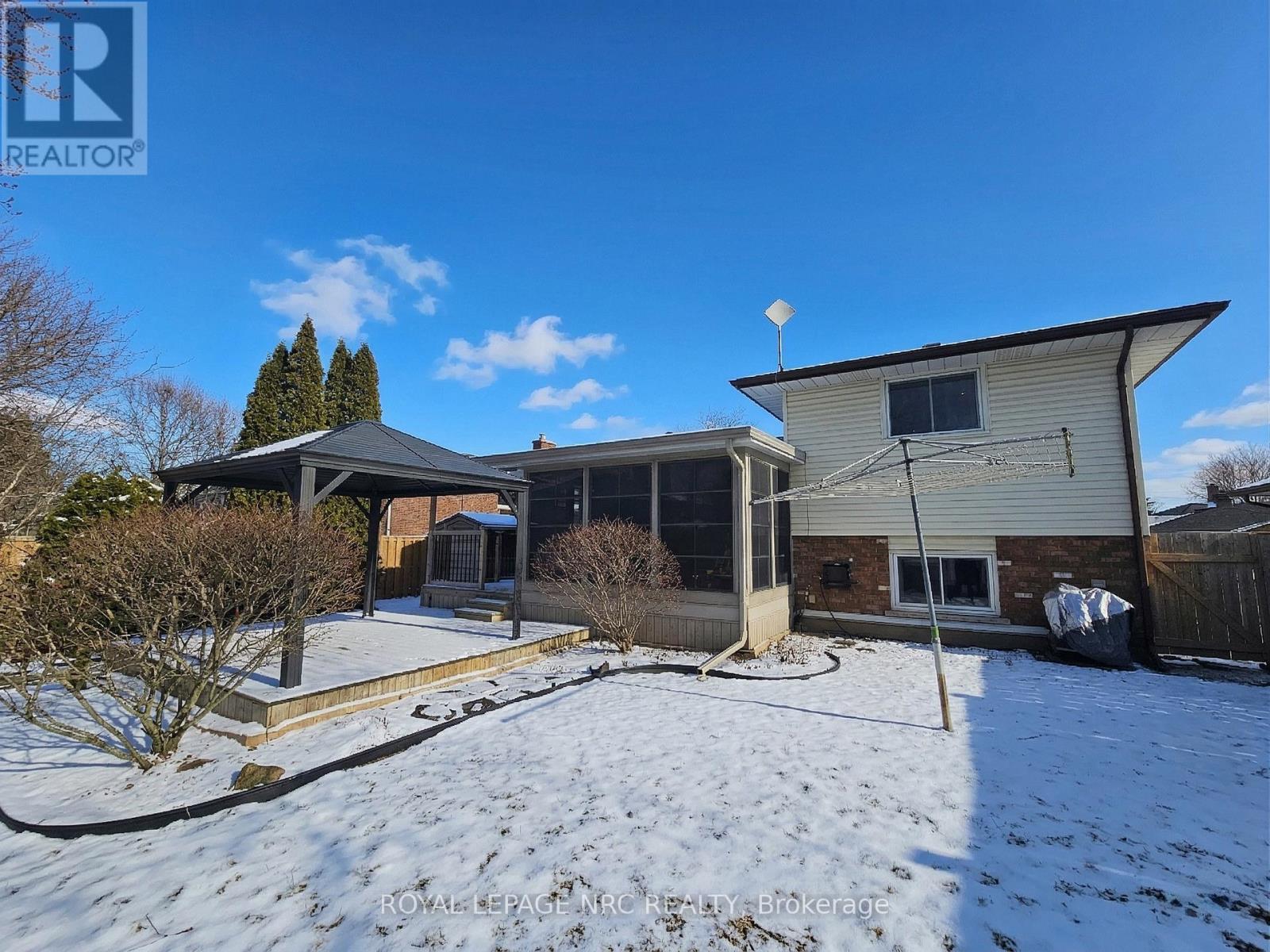 












78 PAGE DRIVE

,
Welland (N. Welland),




Ontario
L3C6E4

