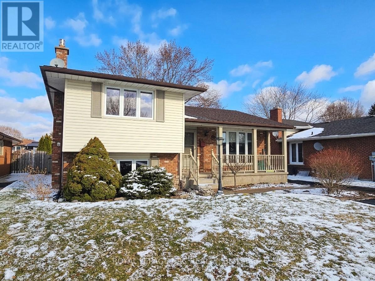 












78 PAGE DRIVE

,
Welland (N. Welland),




Ontario
L3C6E4

