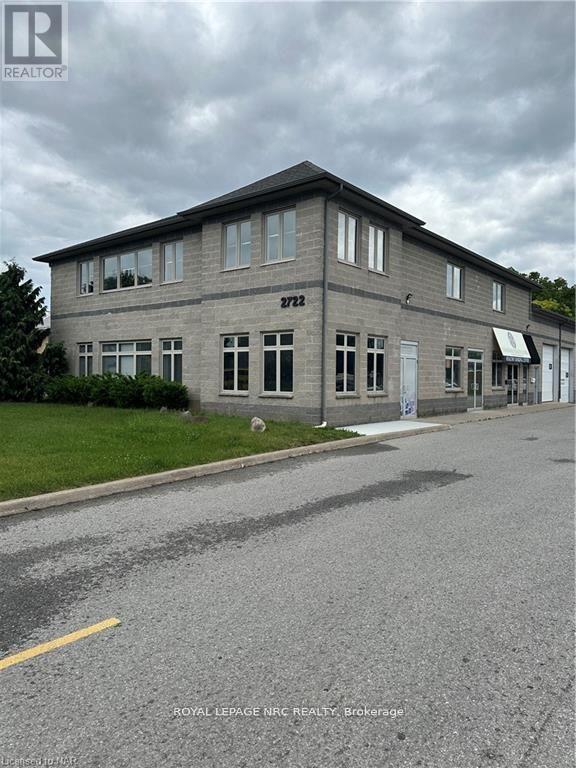 












12 - 2722 SAINT PAUL AVENUE

,
Niagara Falls (Church's Lane),




Ontario
L2J2L4

