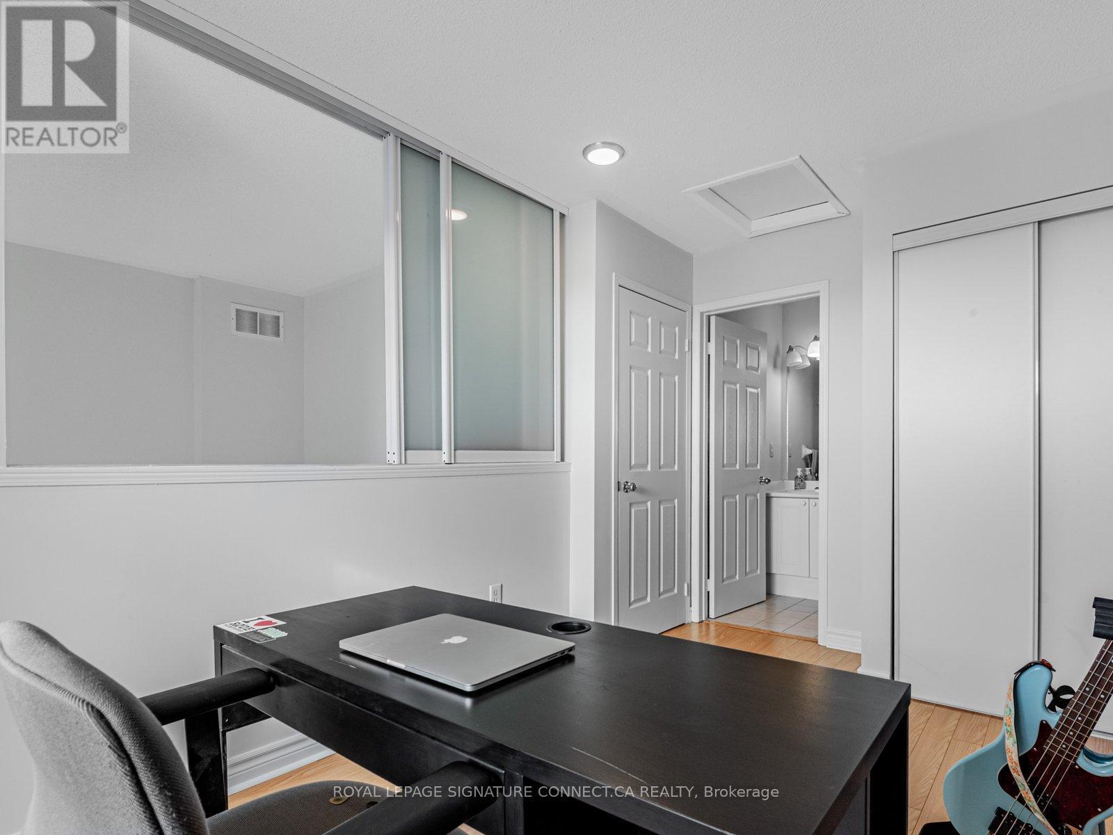 












C208 - 110 CORNELL PARK AVENUE

,
Markham,




Ontario
L6B1B6

