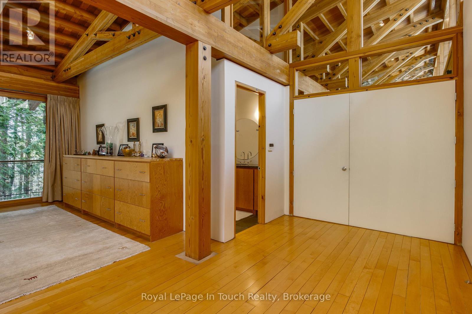 












130 MELISSA LANE

,
Tiny,




Ontario
L9M0T8

