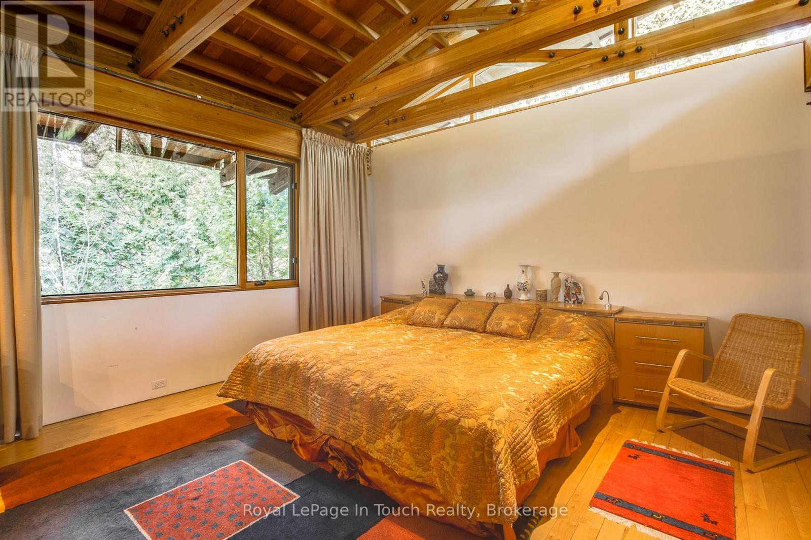 












130 MELISSA LANE

,
Tiny,




Ontario
L9M0T8

