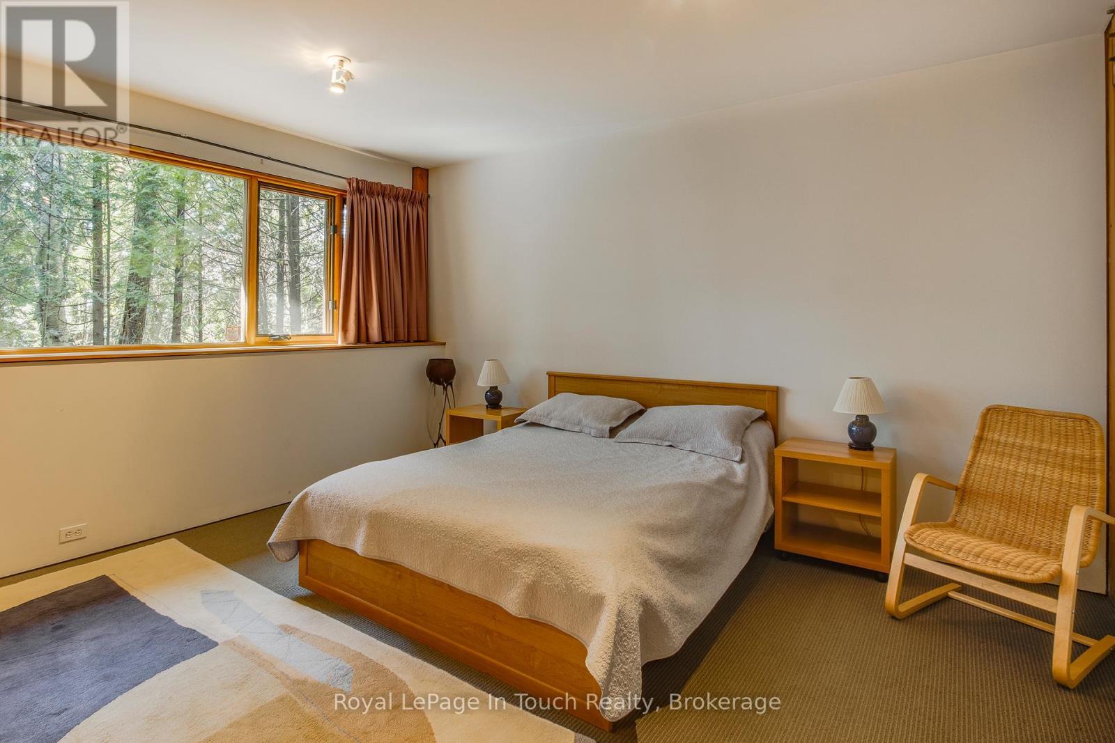 












130 MELISSA LANE

,
Tiny,




Ontario
L9M0T8

