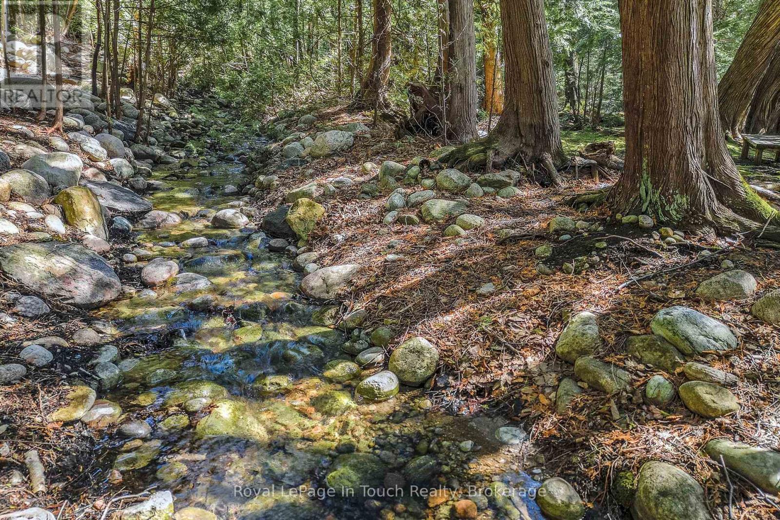 












130 MELISSA LANE

,
Tiny,




Ontario
L9M0T8

