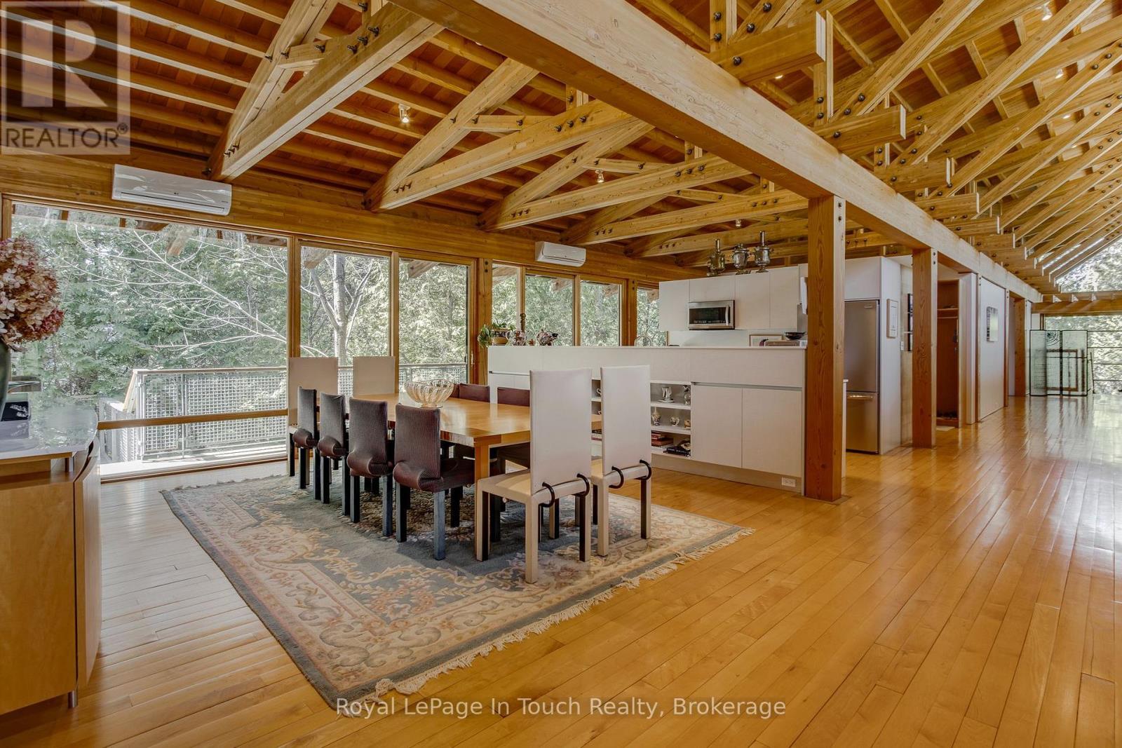 












130 MELISSA LANE

,
Tiny,




Ontario
L9M0T8

