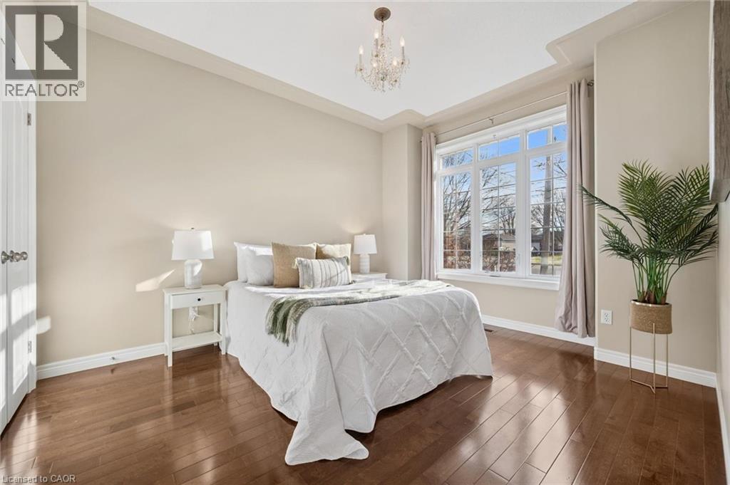 












60A EASTVIEW Road

,
Guelph,




Ontario
N1E1Z6

