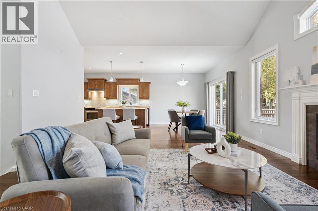 












60A EASTVIEW Road

,
Guelph,




Ontario
N1E1Z6

