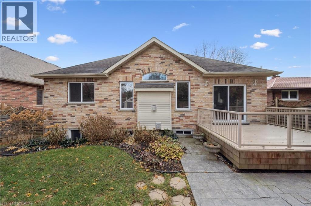 












60A EASTVIEW Road

,
Guelph,




Ontario
N1E1Z6

