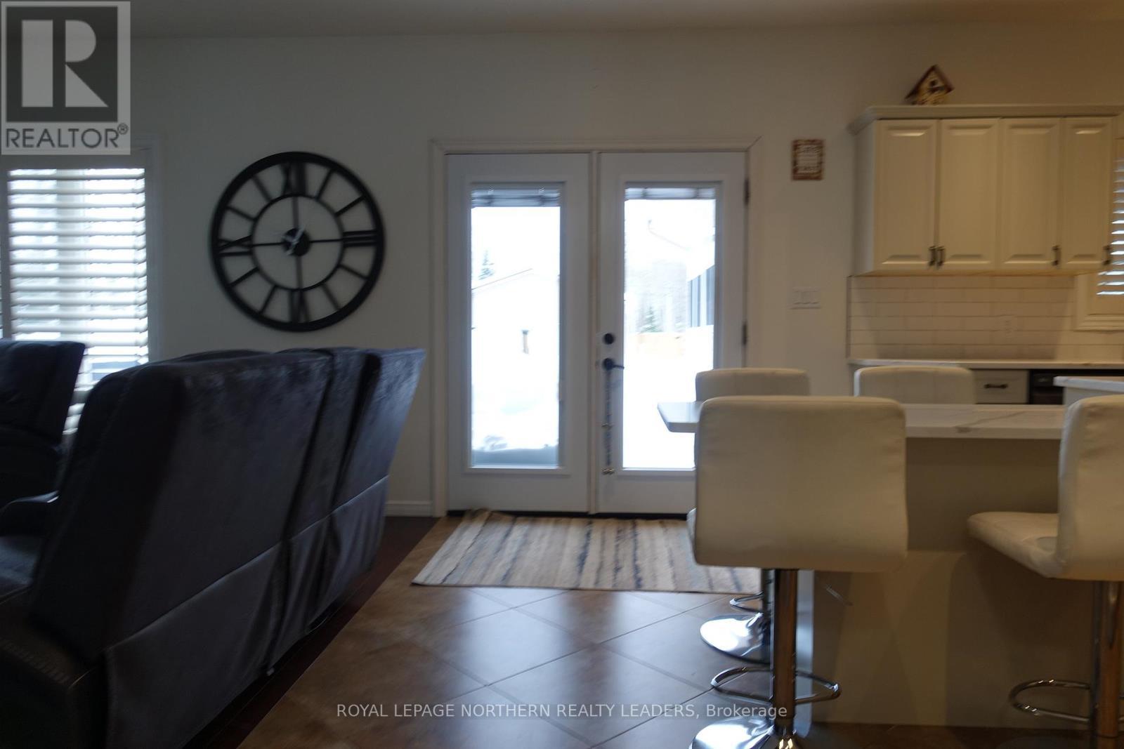 












91 MAJESTIC DRIVE

,
Timmins (MTJ - Beaurivage),




Ontario
P4R1N6

