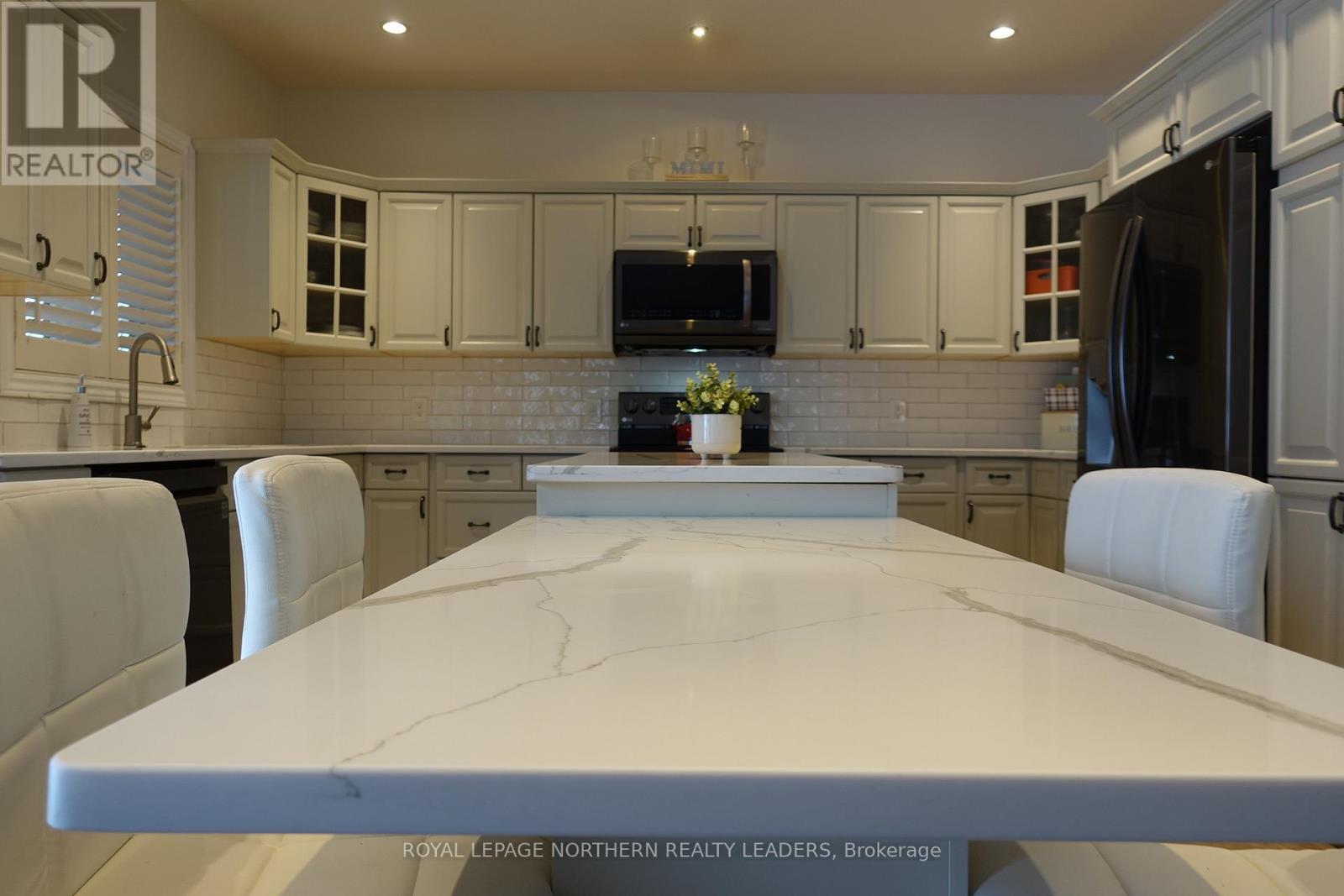 












91 MAJESTIC DRIVE

,
Timmins (MTJ - Beaurivage),




Ontario
P4R1N6

