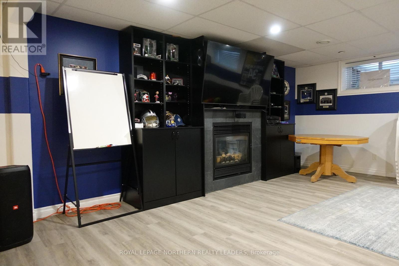 












91 MAJESTIC DRIVE

,
Timmins (MTJ - Beaurivage),




Ontario
P4R1N6

