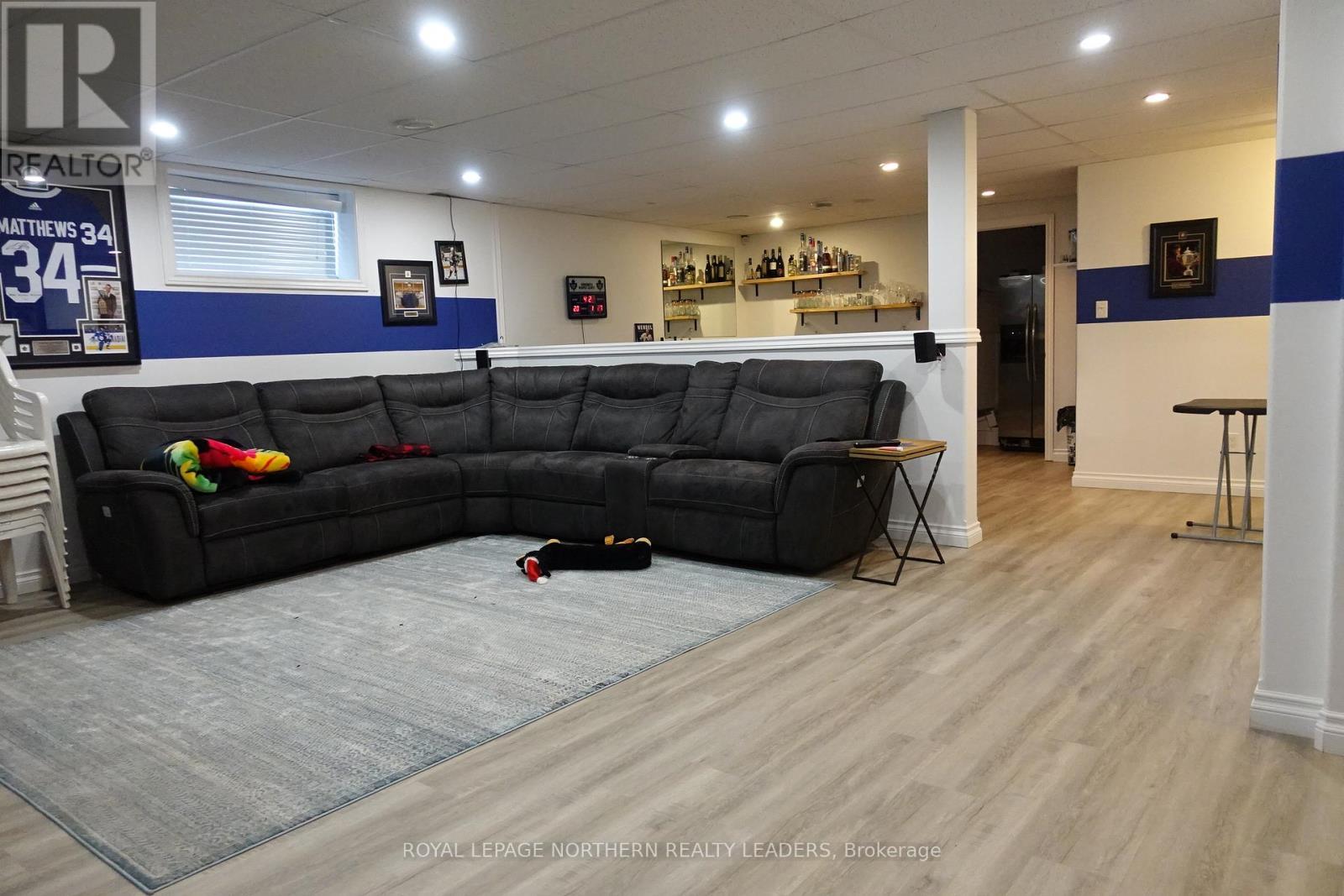 












91 MAJESTIC DRIVE

,
Timmins (MTJ - Beaurivage),




Ontario
P4R1N6

