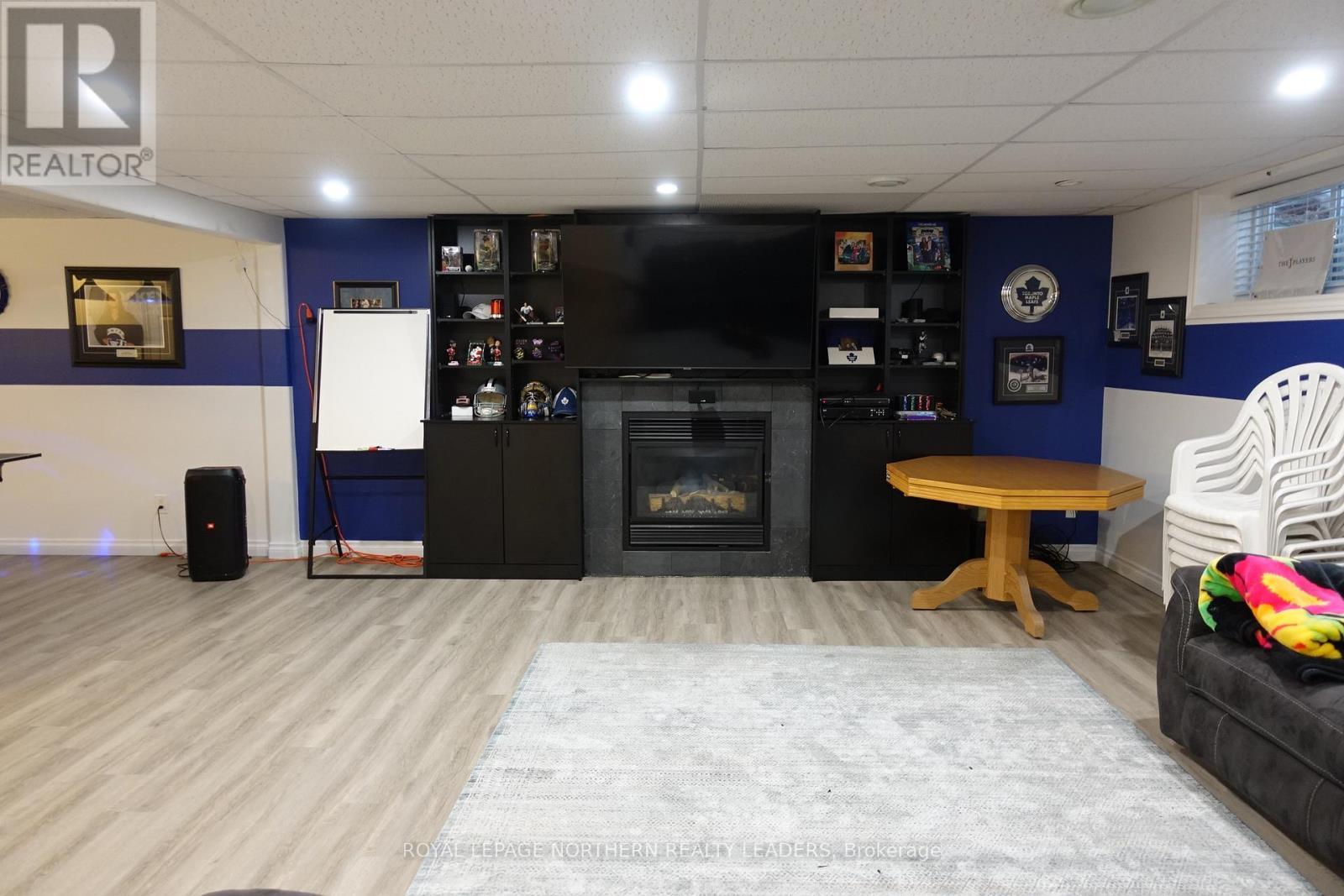 












91 MAJESTIC DRIVE

,
Timmins (MTJ - Beaurivage),




Ontario
P4R1N6

