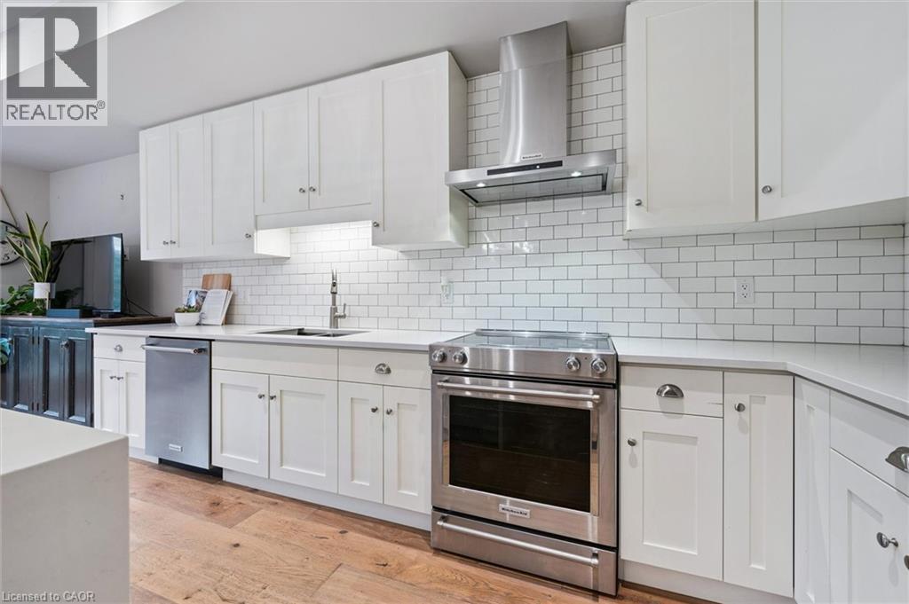 












60 ARKELL Road Unit# 83

,
Guelph,




Ontario
N1L0N8

