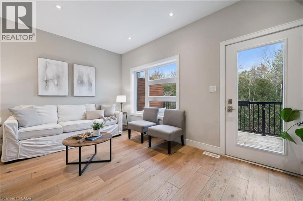 












60 ARKELL Road Unit# 83

,
Guelph,




Ontario
N1L0N8

