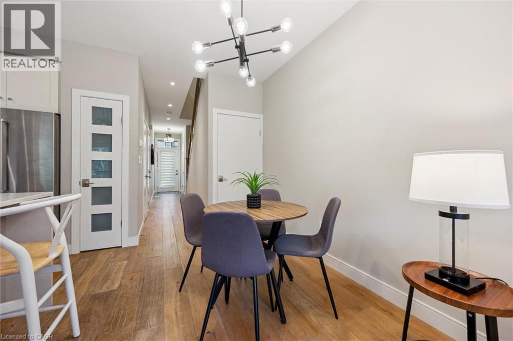 












60 ARKELL Road Unit# 83

,
Guelph,




Ontario
N1L0N8

