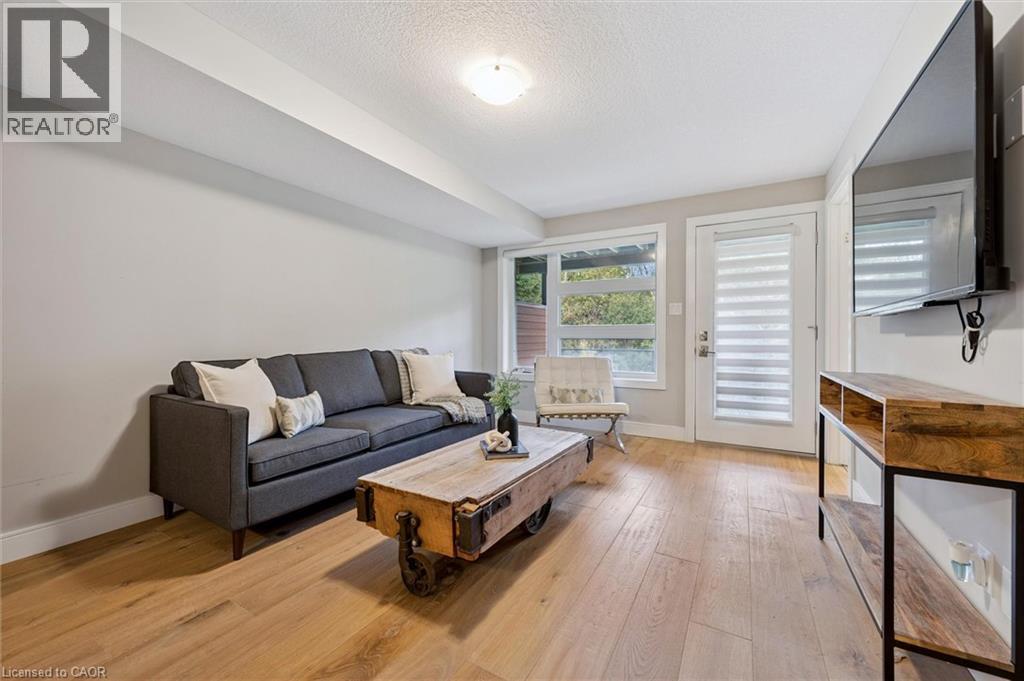 












60 ARKELL Road Unit# 83

,
Guelph,




Ontario
N1L0N8

