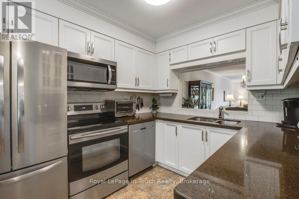 












839 SARAH BOULEVARD

,
Midland,




Ontario
L4R5M1

