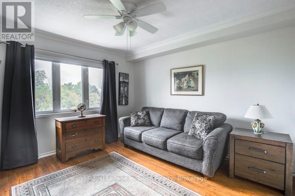 












839 SARAH BOULEVARD

,
Midland,




Ontario
L4R5M1

