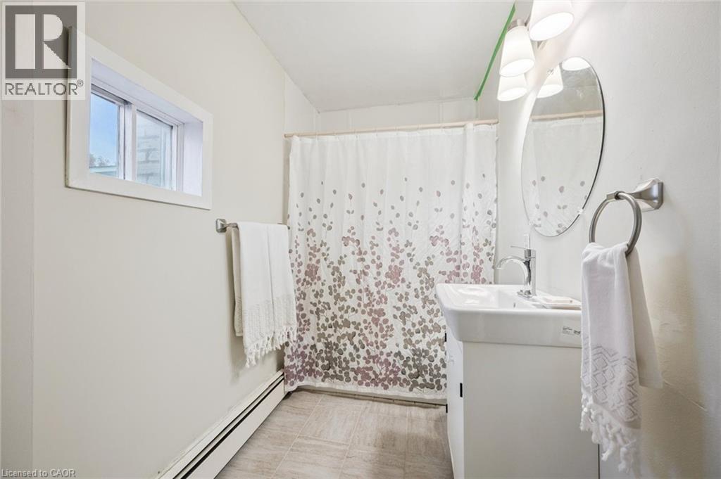 












39 ALBERT Street W

,
Plattsville,




Ontario
N0J1S0

