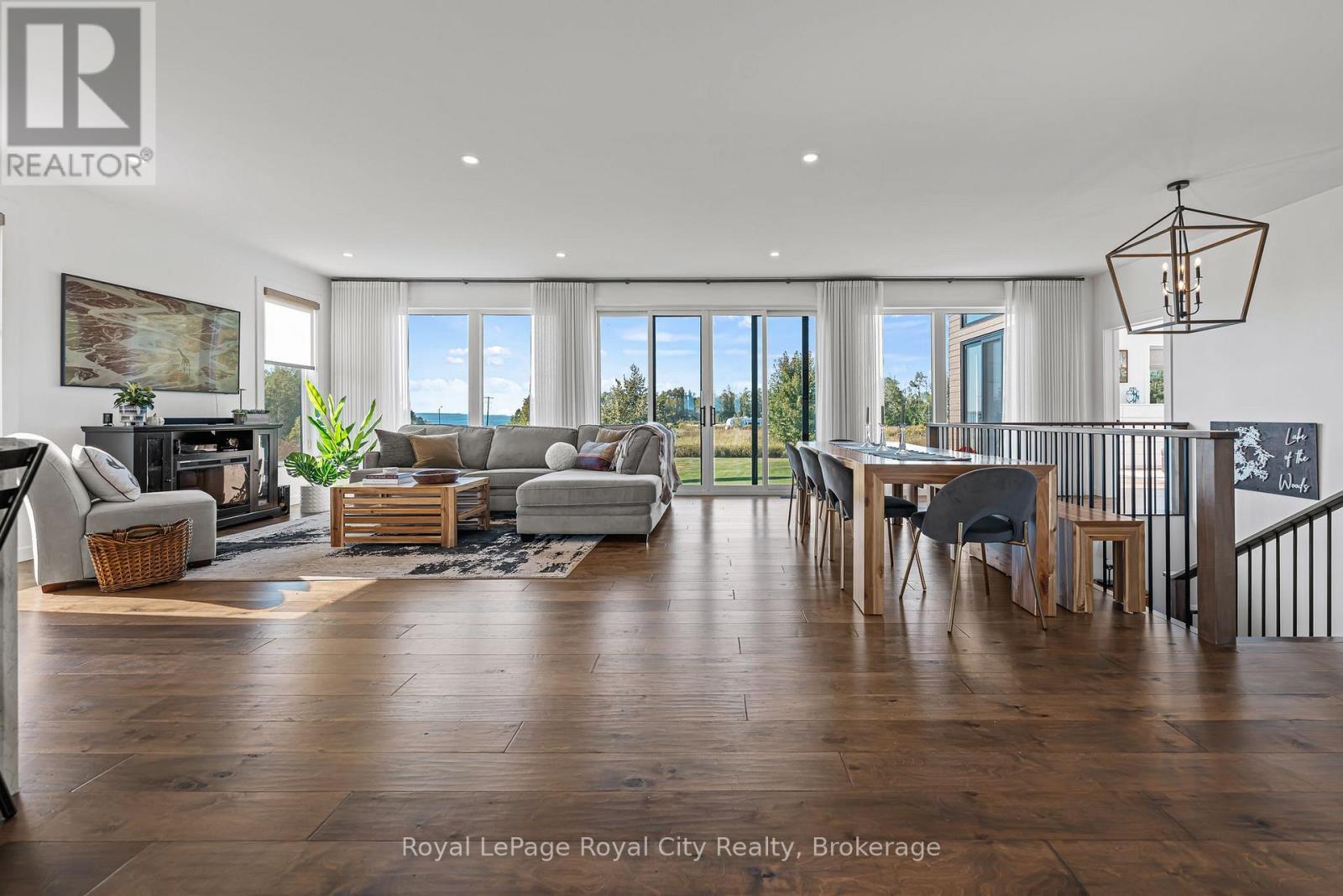 












103 UGOVSEK CRESCENT

,
Meaford,




Ontario
N0H1B0

