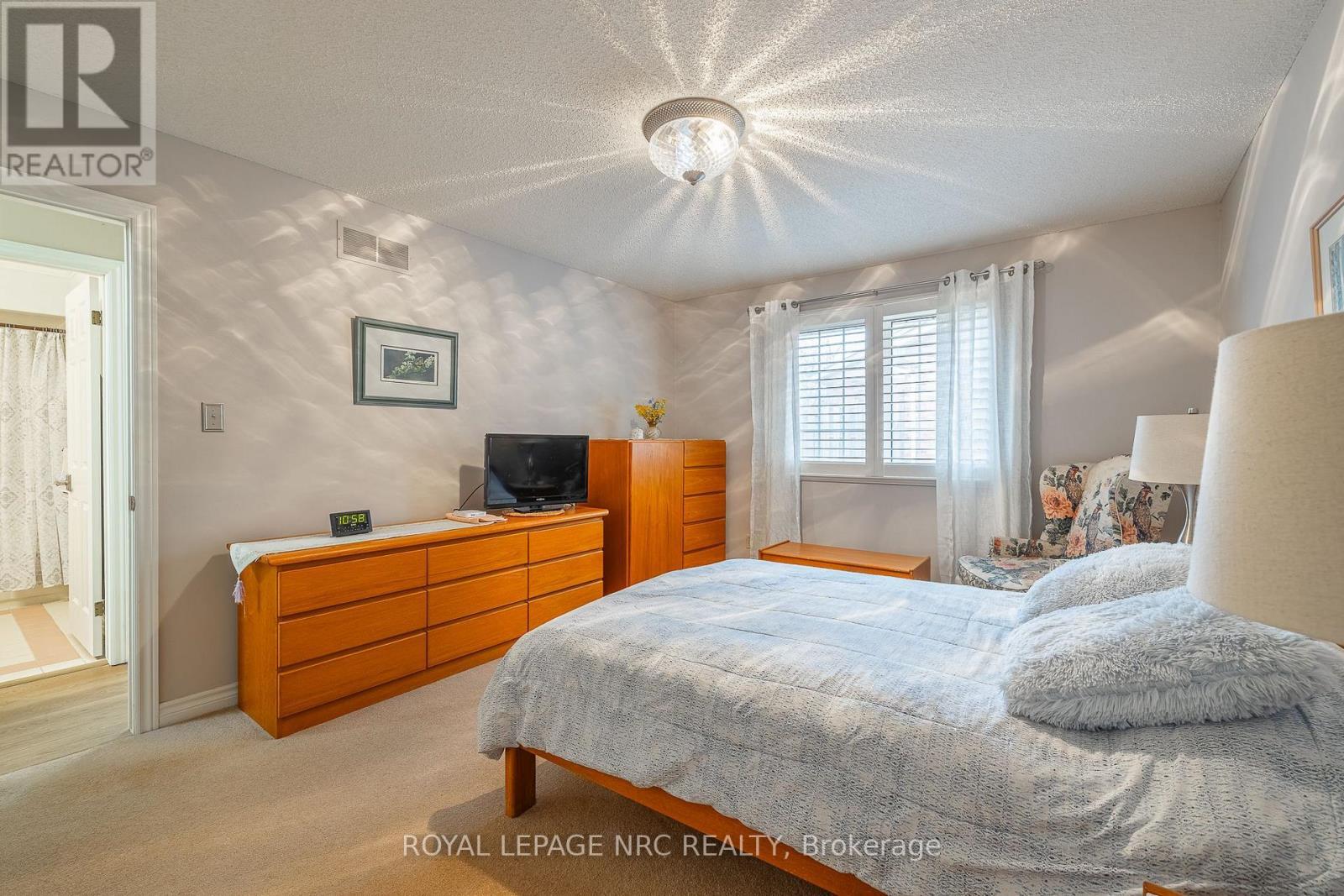 












3 - 2720 MEWBURN ROAD

,
Niagara Falls (Casey),




Ontario
L2J4J5

