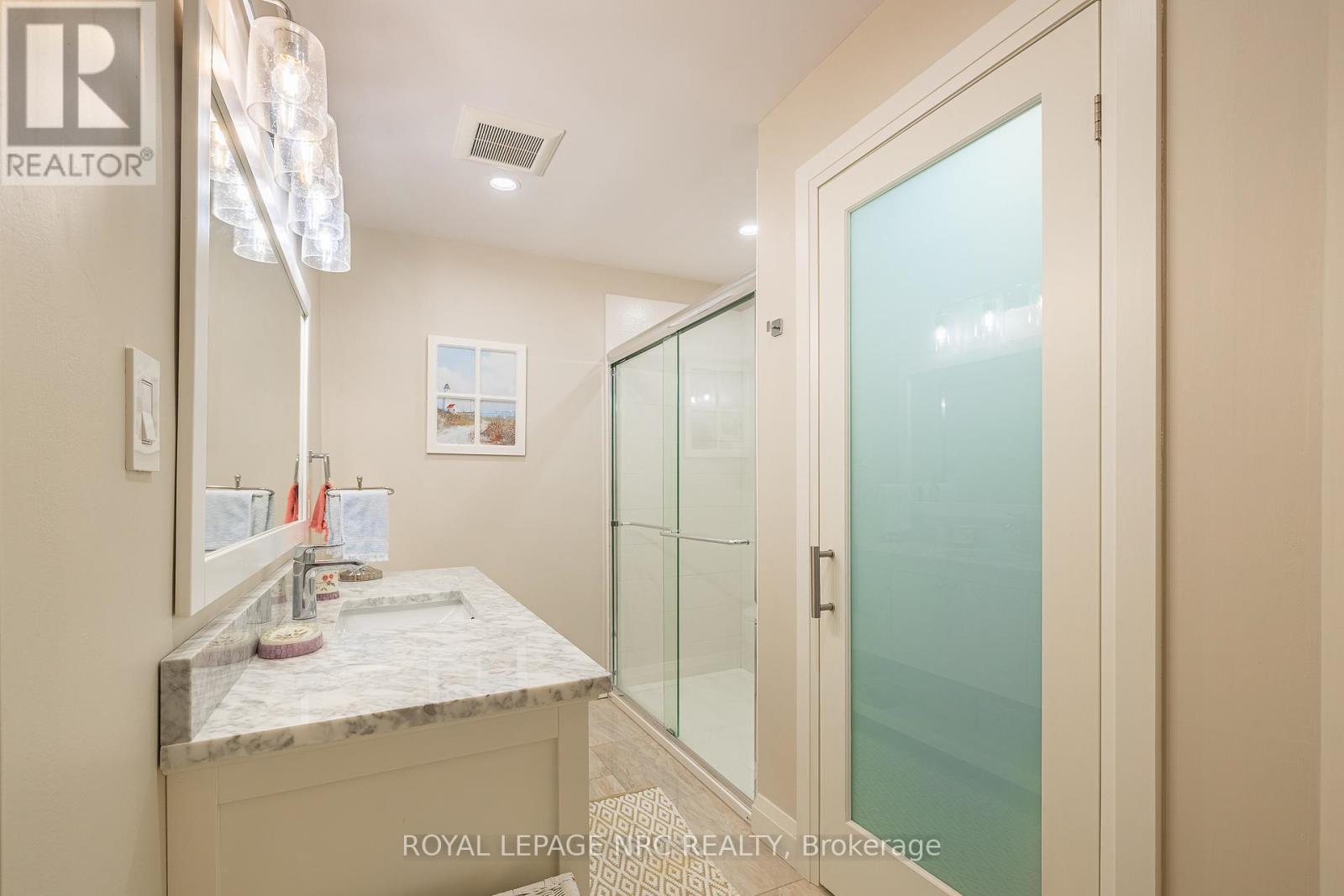 












3 - 2720 MEWBURN ROAD

,
Niagara Falls (Casey),




Ontario
L2J4J5

