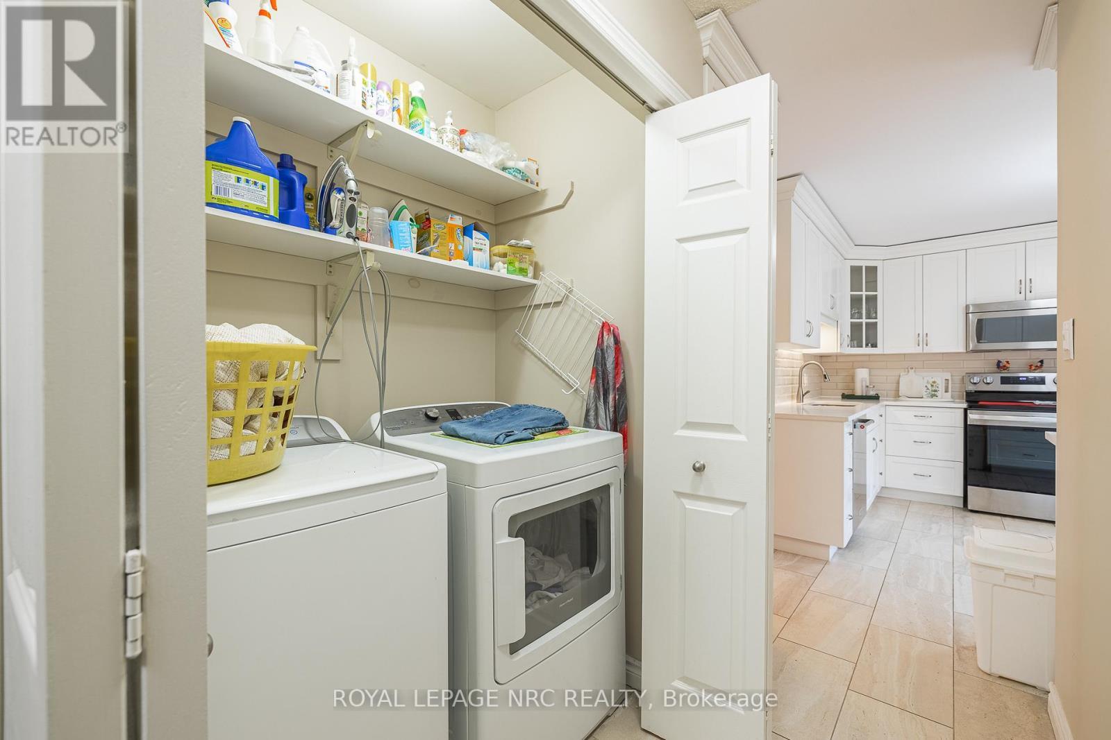 












3 - 2720 MEWBURN ROAD

,
Niagara Falls (Casey),




Ontario
L2J4J5

