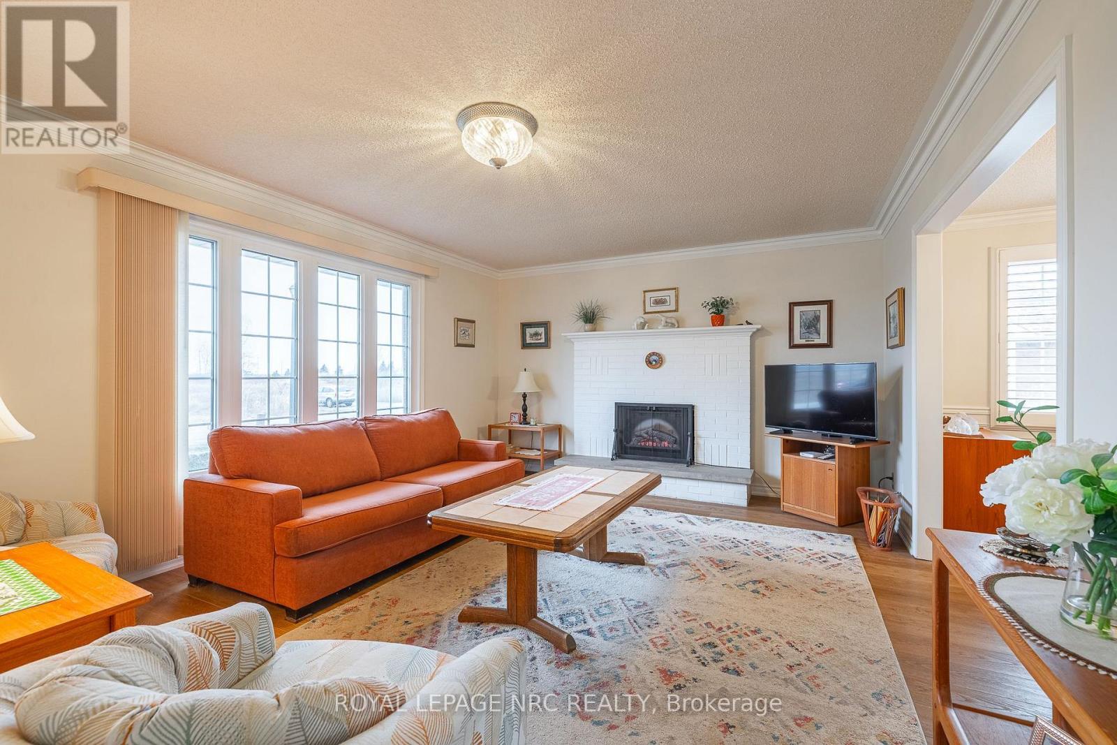 












3 - 2720 MEWBURN ROAD

,
Niagara Falls (Casey),




Ontario
L2J4J5

