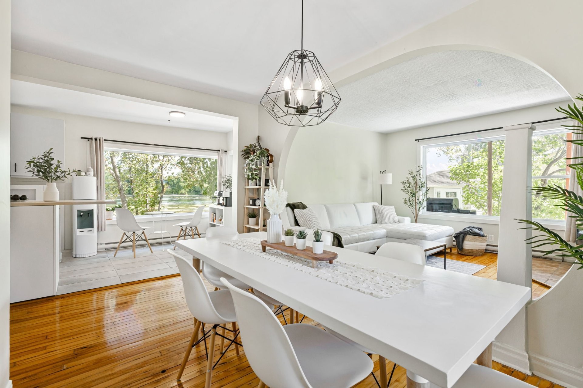 









3395


Ch. Ste-Thérèse

,
Carignan,




QC
J3L7V6

