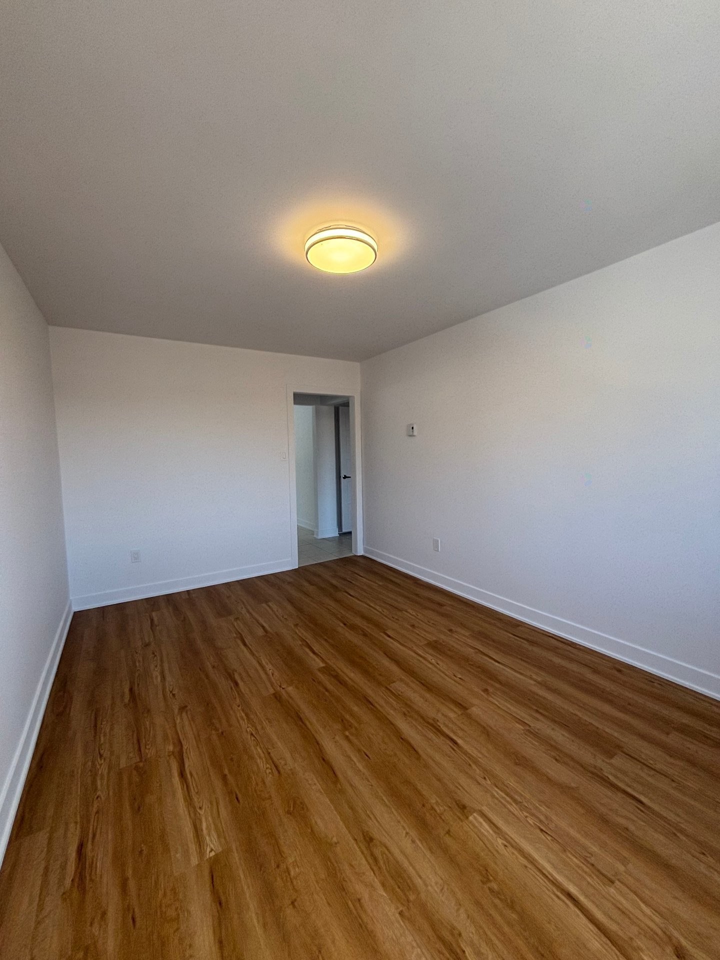 









1976


Rue L.-O.-David

, 4,
Montréal (Villeray/Saint-Michel/Parc-Extension),




QC
H2E1K8

