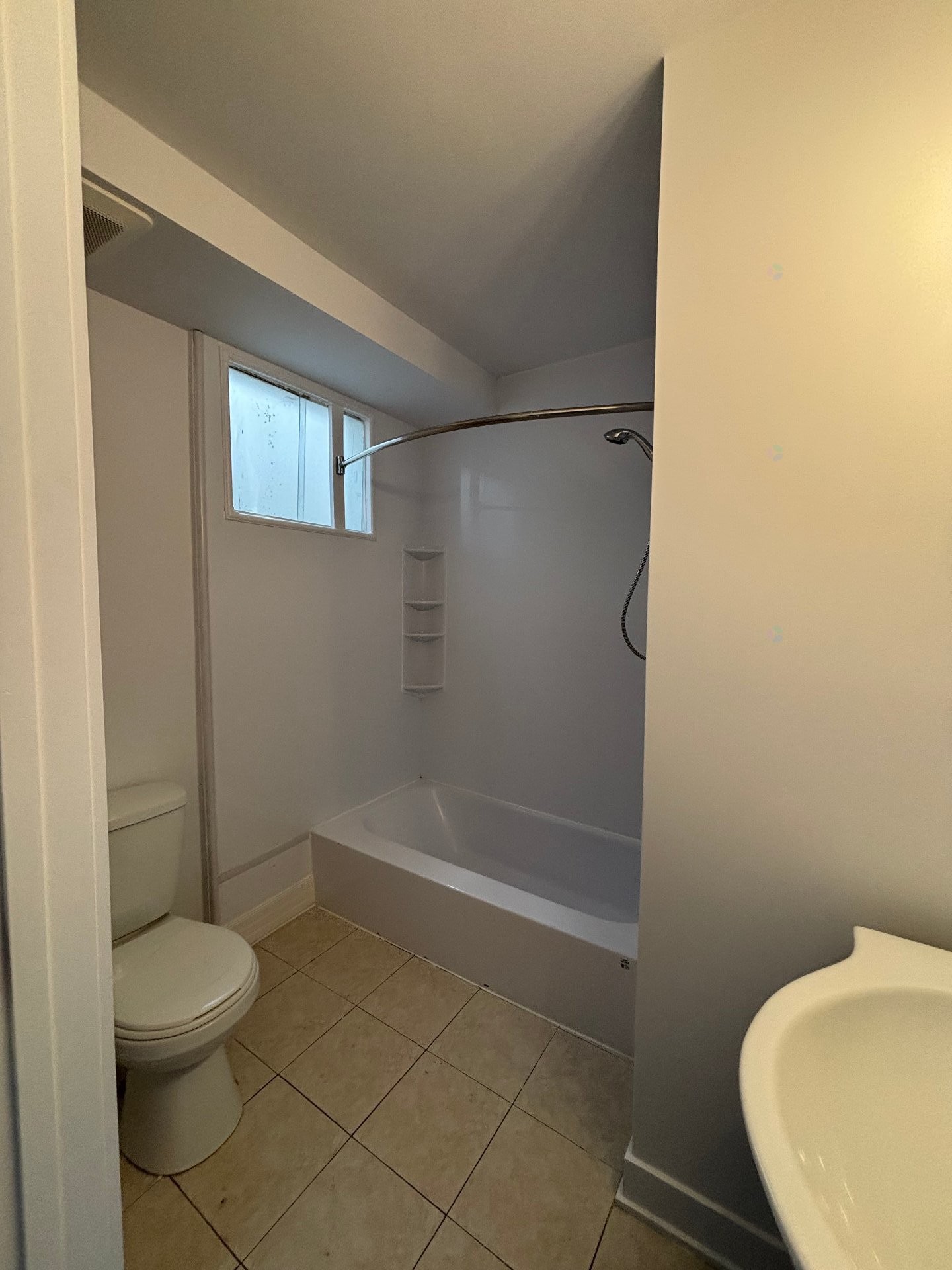 









1976


Rue L.-O.-David

, 4,
Montréal (Villeray/Saint-Michel/Parc-Extension),




QC
H2E1K8

